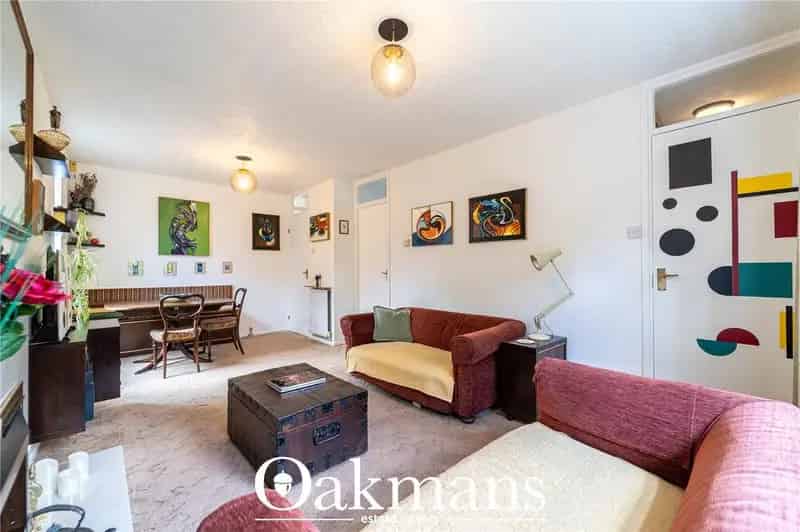 2 Bedroom Bungalow For Sale