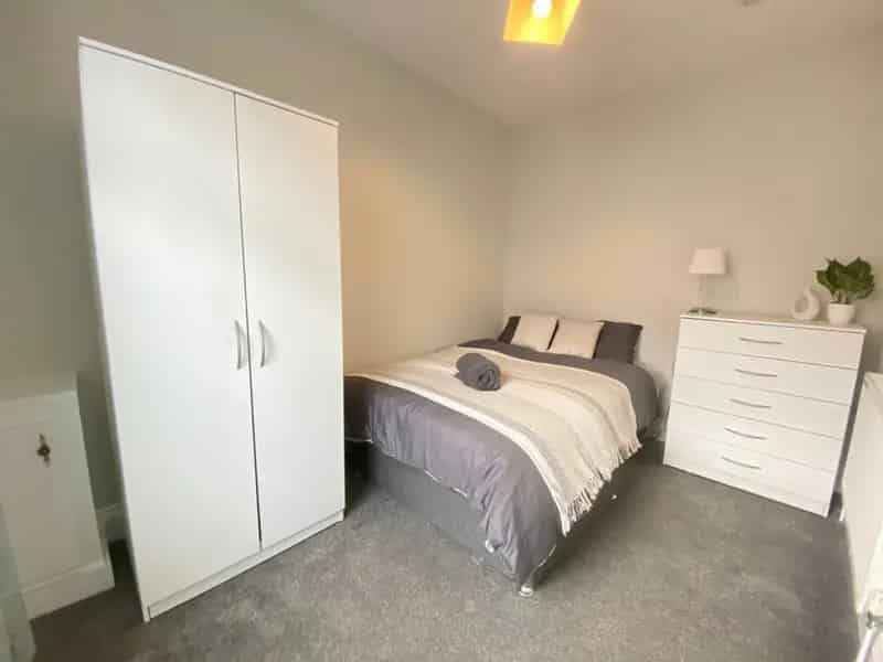 1 Bedroom House of Multiple Occupation To Rent