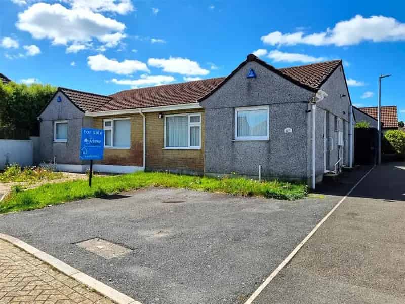 2 Bedroom Semi Detached Bungalow For Sale