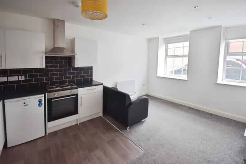 2 Bedroom Flat To Rent Available 16082025