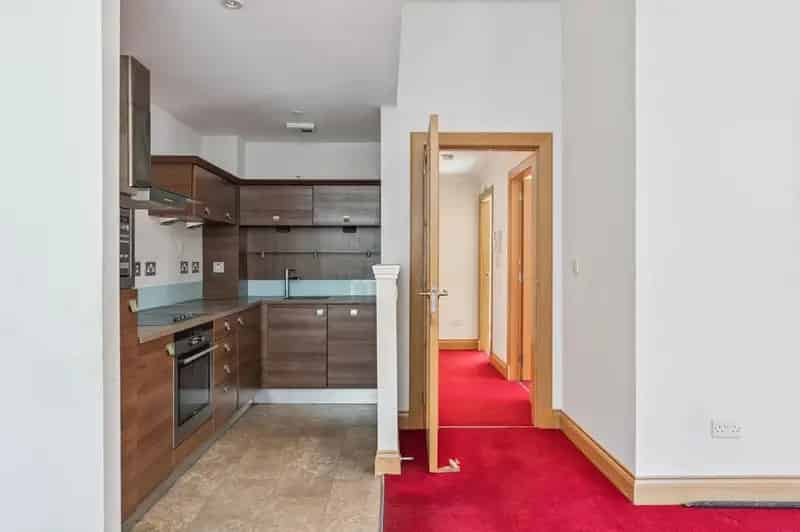 2 Bedroom Flat for Sale in Scotland