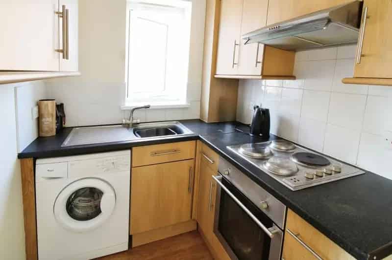 2 Bedroom Flat for Sale Castleford West Yorkshire WF10