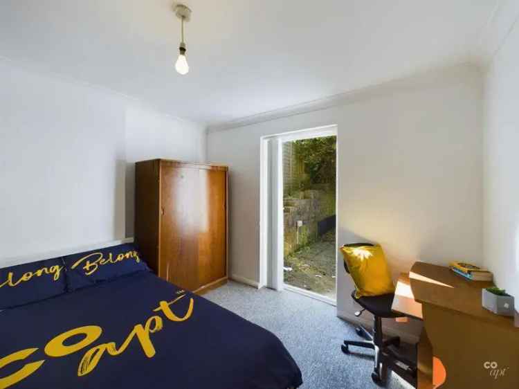 5 Bedroom Detached House for Rent - Recently Refurbished