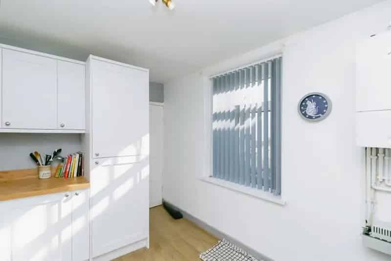 3 Bedroom Terraced House Near Amenities and Schools