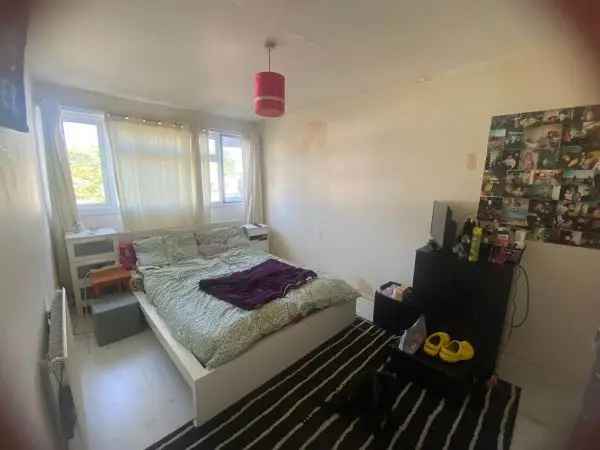 House For Rent in High Wycombe, England