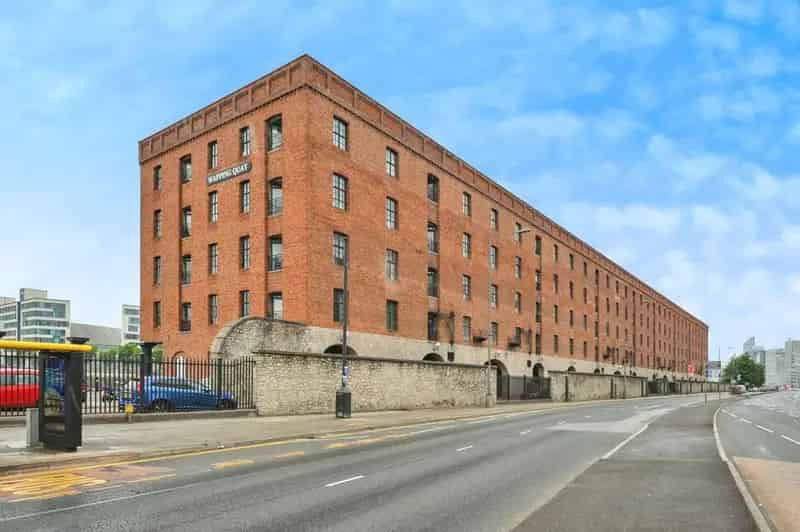 2 Bed Flat for Sale Wapping Dock Views Liverpool City Centre