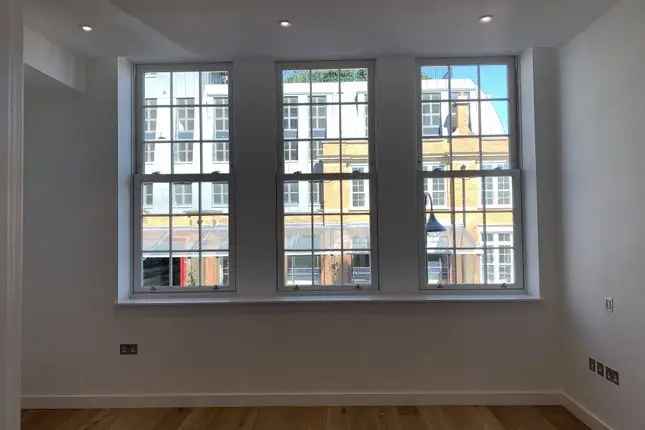 Flat for sale in Islington Square, 8 Esther Anne Place, London N1