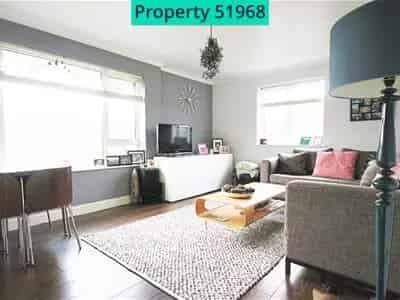 2 Bedroom Flat to Rent Property Number 51968