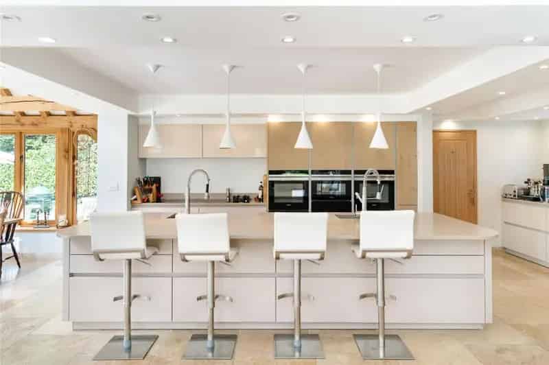 7 Bedroom Edwardian House Woldingham