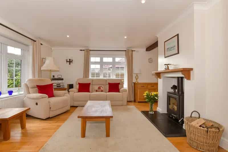 5 bedroom chalet for sale