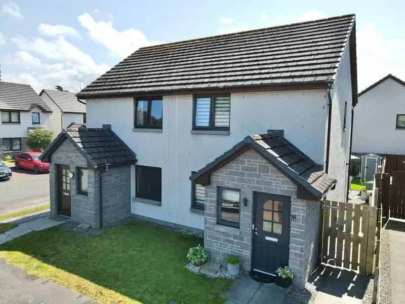 2 Bedroom Semi-Detached House for Sale in Inverness