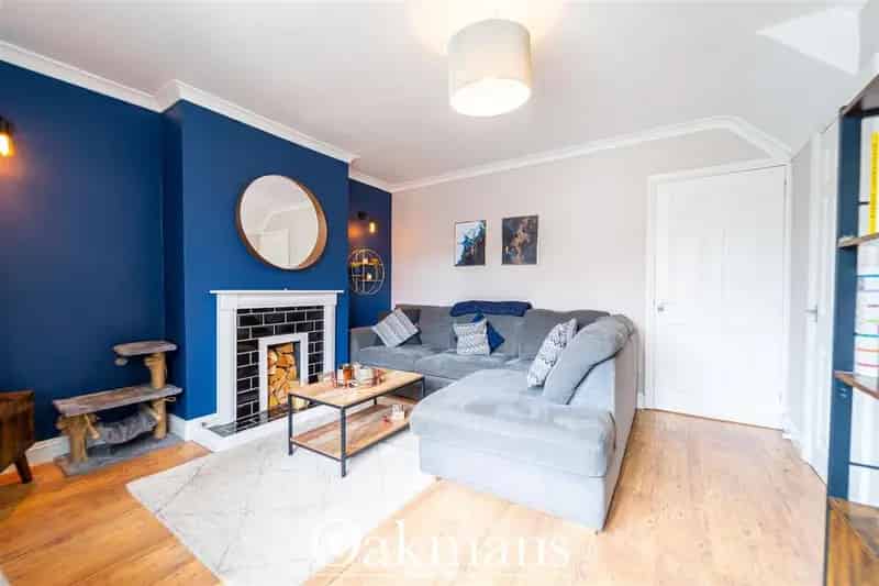 3 Bedroom End Terrace House For Sale