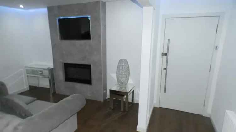 2 Bedroom 2 Bathroom Penthouse Apartment Glasgow West End