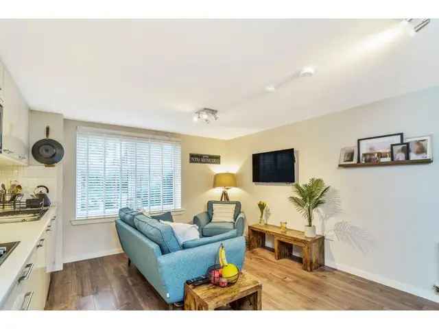 2 Bedroom Flat for Sale in Kirkliston