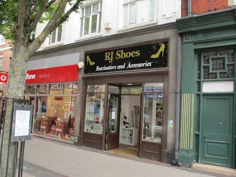 Retail Unit with Storage - Excellent Location - Rates Relief