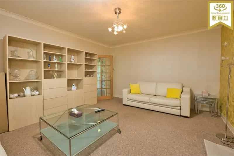 3 Bed Detached Bungalow Inchinnan 2 Reception Rooms