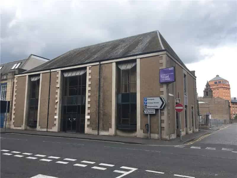 2 Storey Stone Office Building To Let with Parking