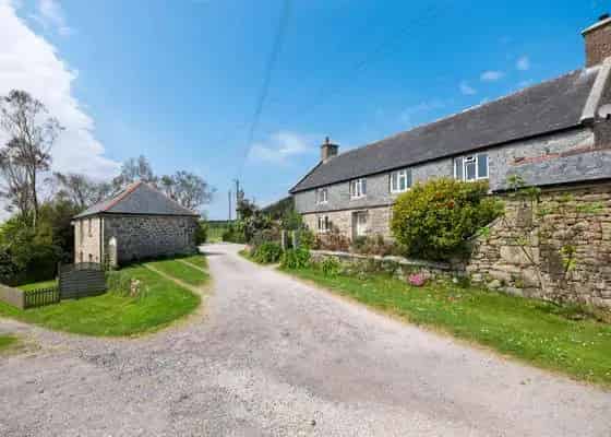Cornish Farm with Farmhouse and Holiday Lets - 162.27 Acres
