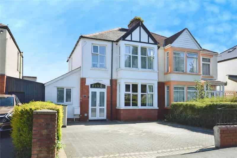 4 Bedroom Semi Detached House For Sale