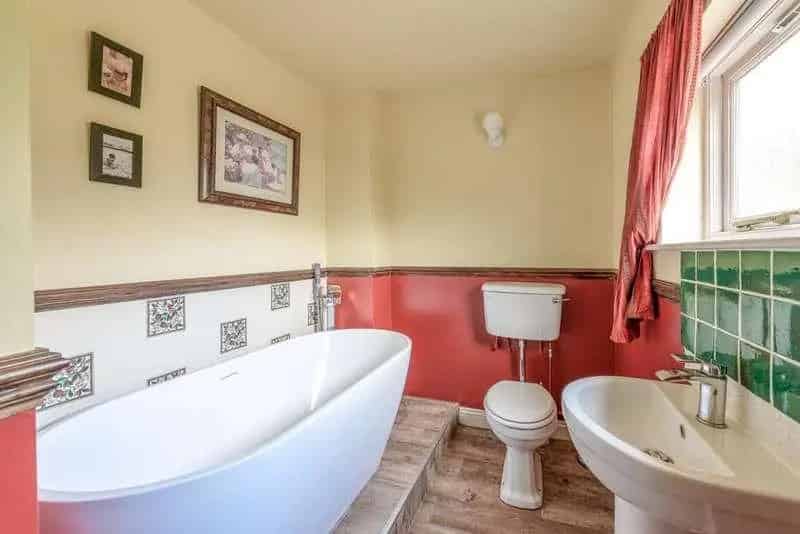 3 bed house for sale