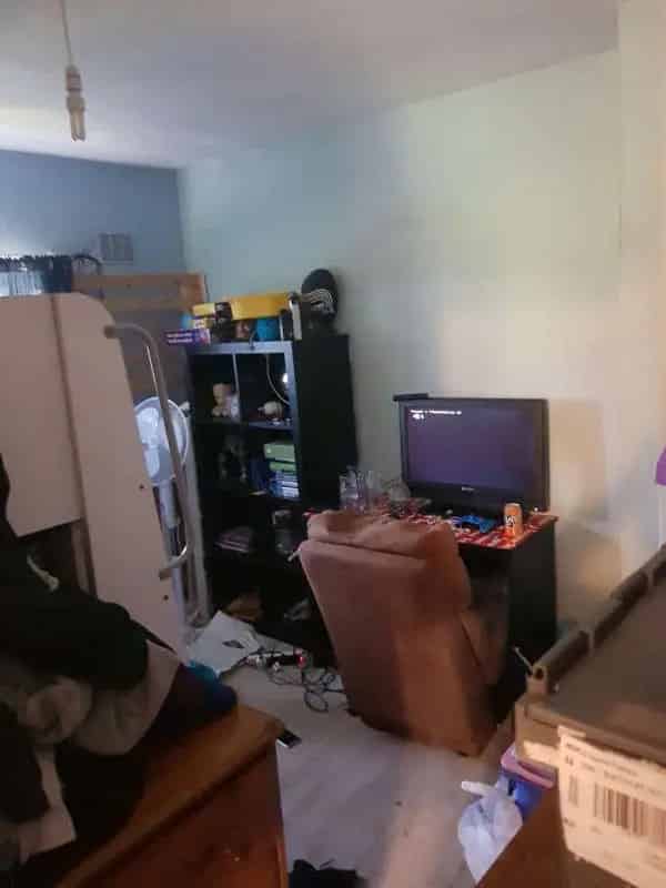 3 Bed House with Garden Pets Allowed Near Shops and Schools