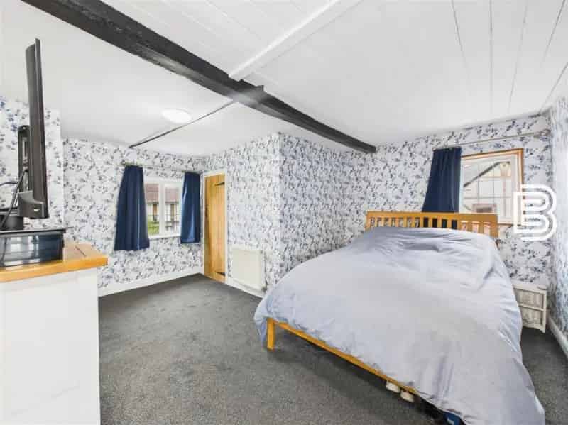 4 Bed Detached Cottage for Sale