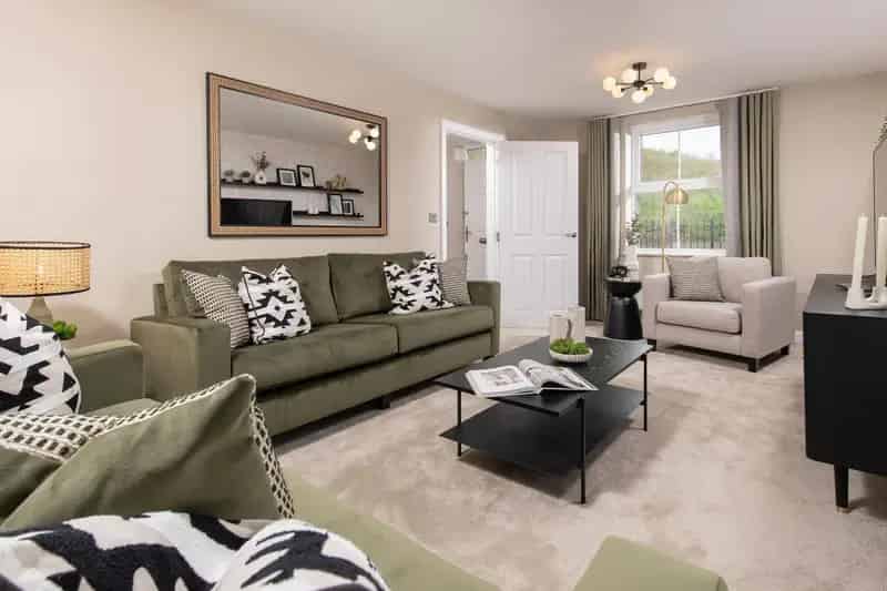 3 Bed Semi-Detached House for Sale