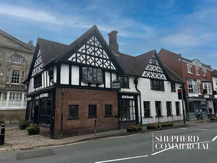 Grade II Listed 1700s Timber Framed Property