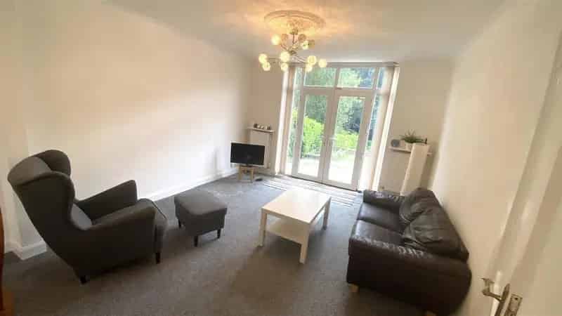 4 Bedroom Detached House For Sale in Moseley