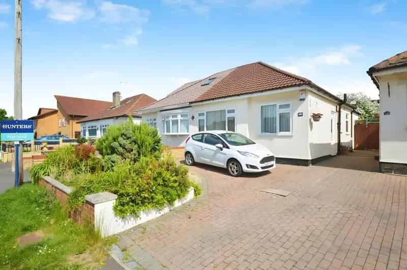 2 Bedroom Semi-Detached Bungalow for Sale