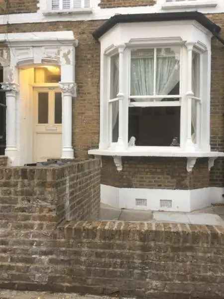 Flat For Rent in London, England