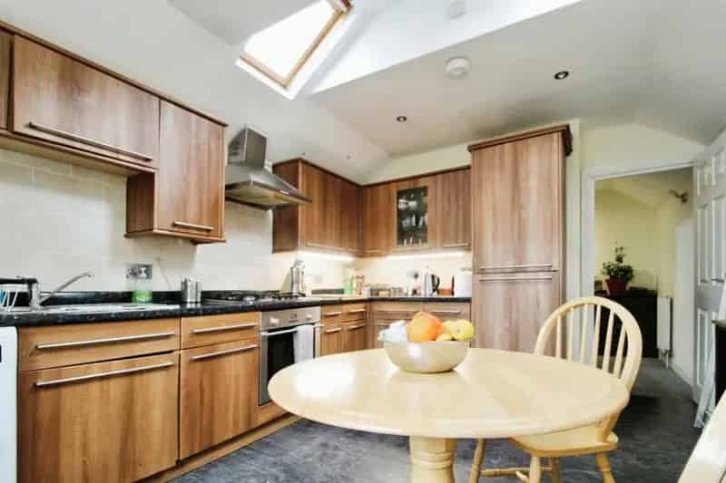 2 Bedroom Duplex Flat Near Cardiff City Centre