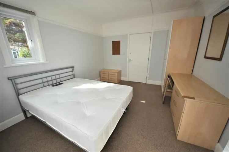 6 Bedroom Student House Near Bournemouth University
