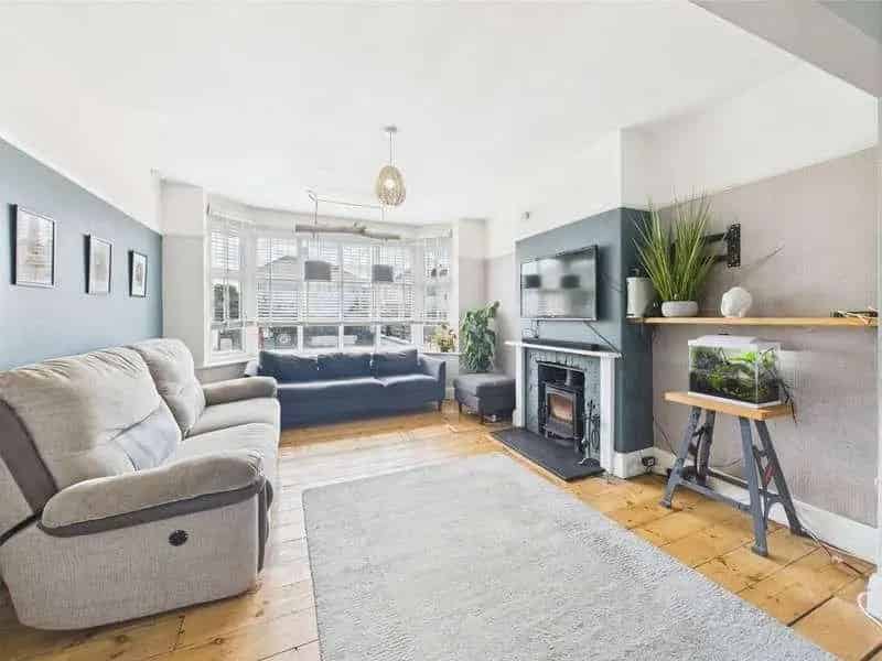 3 Bed House for Sale 1930s Semi Detached Family Home