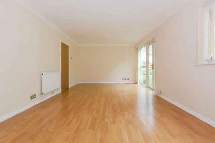 2 Bedroom Ground Floor Apartment Solihull Extended Lease No Onward Chain