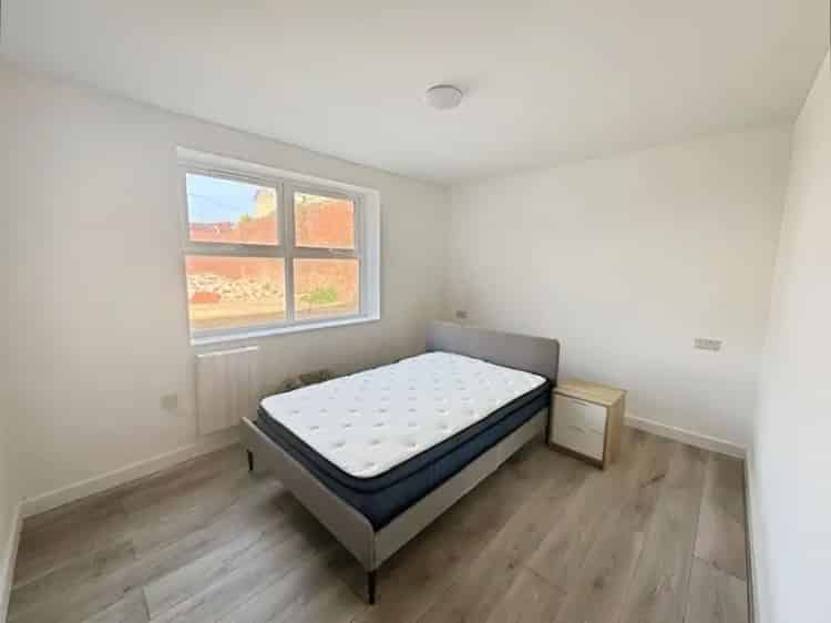 2 Bedroom Flat to Rent Blackpool Lancashire FY1
