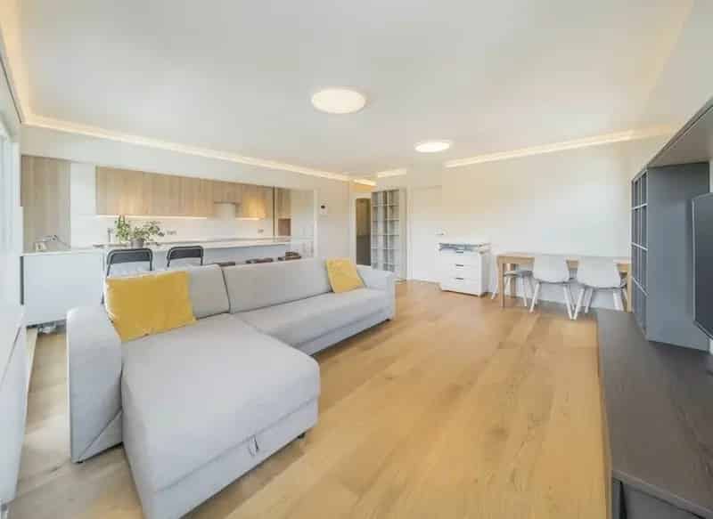Primrose Hill 2-Bedroom Flat Modern Open-Plan Living