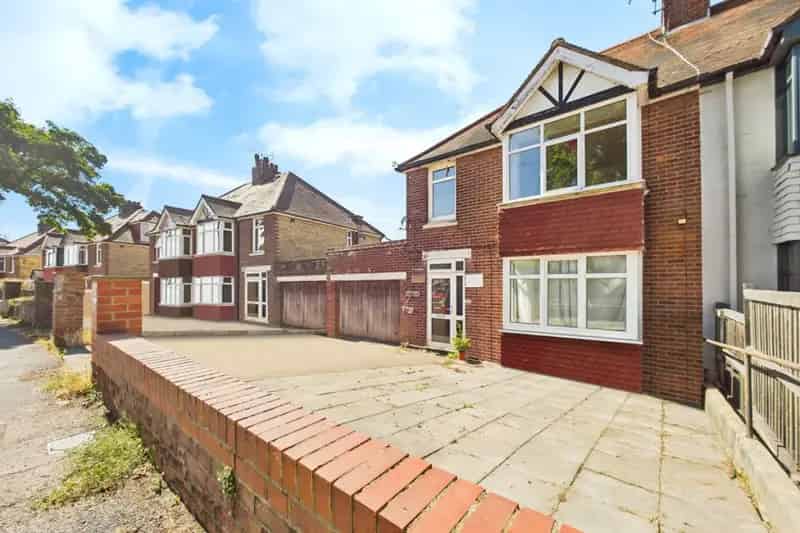 3 bedroom House
 For Sale
