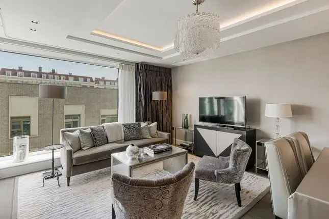 Flat for sale in Bridgeman House, Radnor Terrace, West Kensington, London W14, United Kingdom