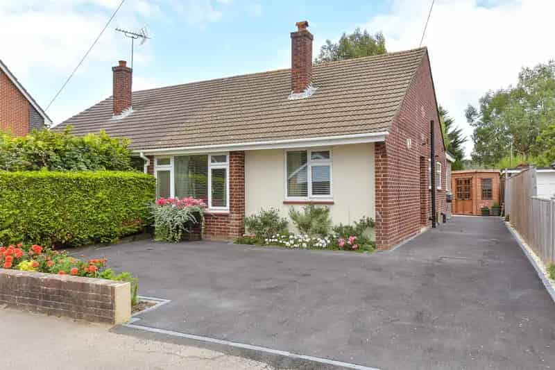 2 Bedroom Semi-Detached Bungalow for Sale near Emsworth