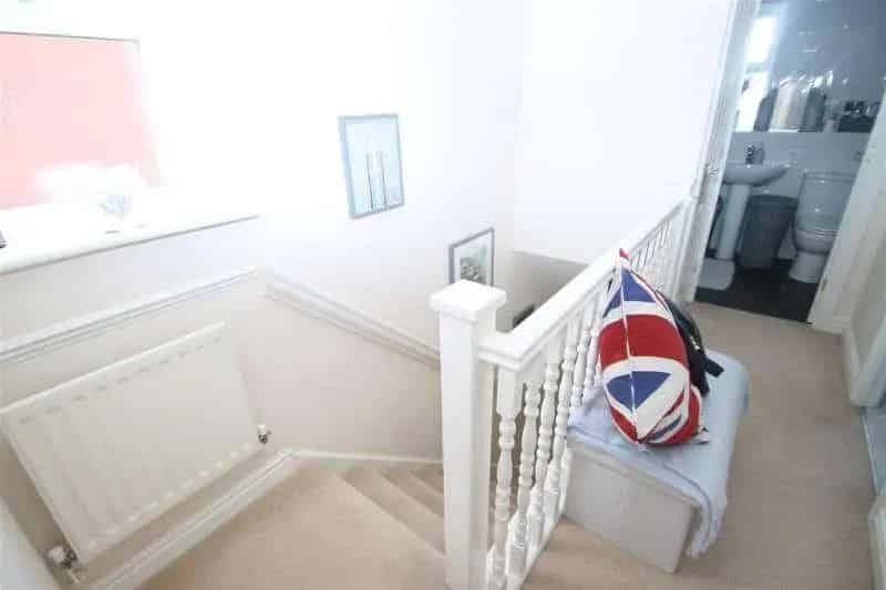 3 Bed Detached House For Sale