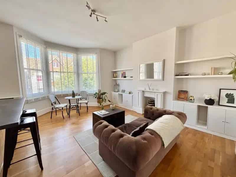 2 Bed Flat for Sale in Bexhill Town Centre