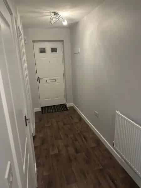 4 Bed House with Kitchen Diner and 2 Bathrooms