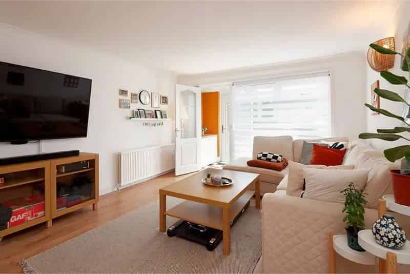 2 Bed House - Terraced with 1 Reception Room