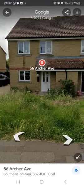 Spacious 3 Bed House with Garden, Gas Central Heating and Double Glazing