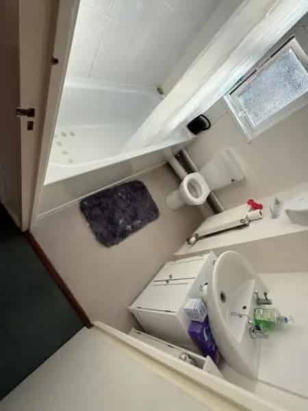 Home for Deaf Individuals