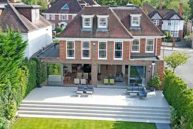 Detached house for sale in Hendon Avenue, London N3