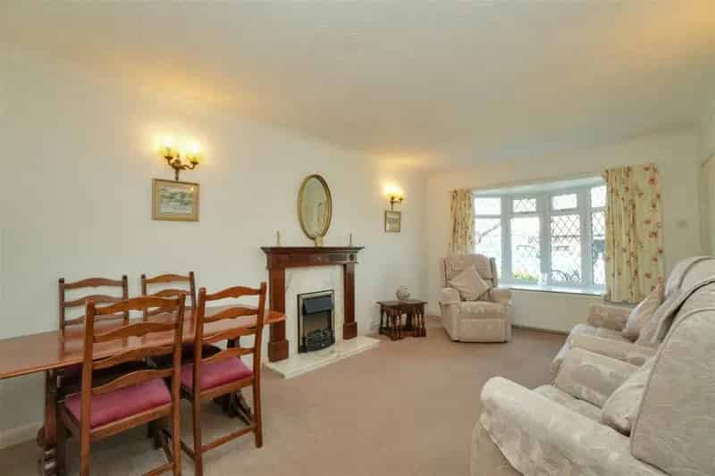 2 Bed Detached Bungalow For Sale Strensall