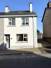 3 Bed Semi-Detached House Tempo Village Private Garden Office Space