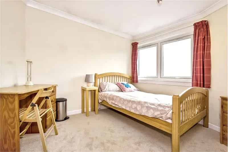 3 Bed Flat St Andrews - Double Upper with 1 Reception Room